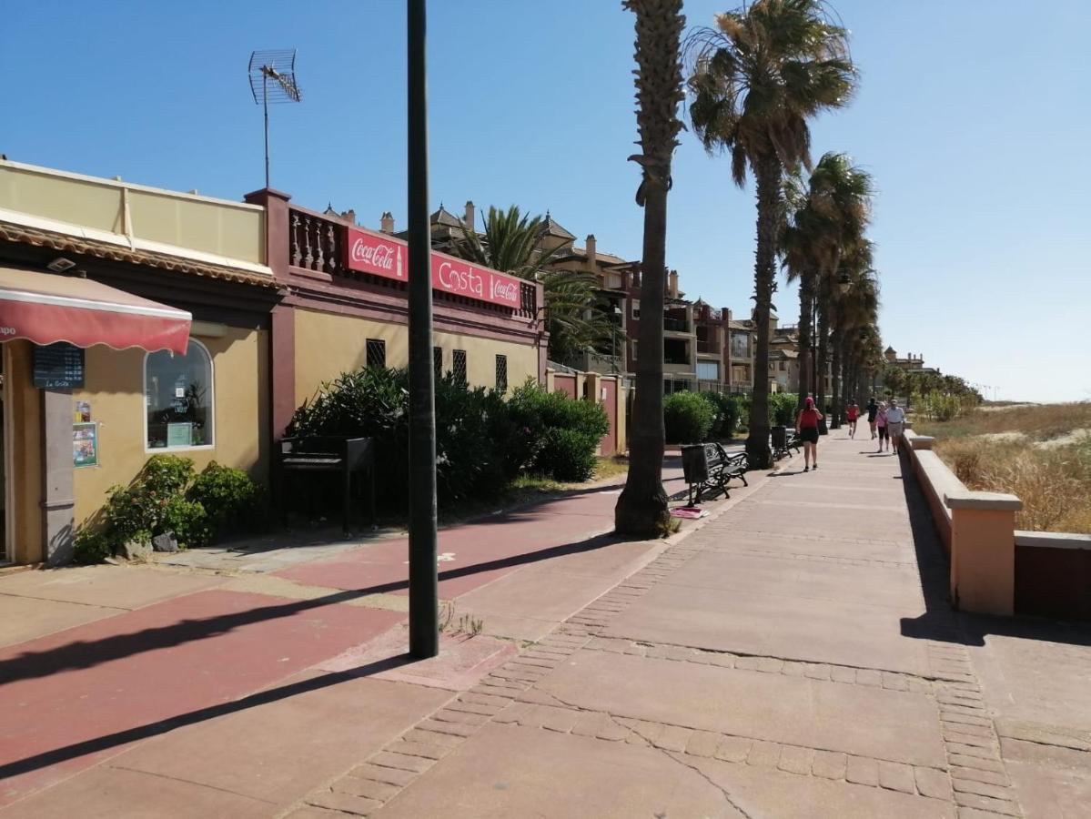 Apartamento Urbanizacion Alcaudon Isla Canela 1A Linea De Playa Luaran gambar